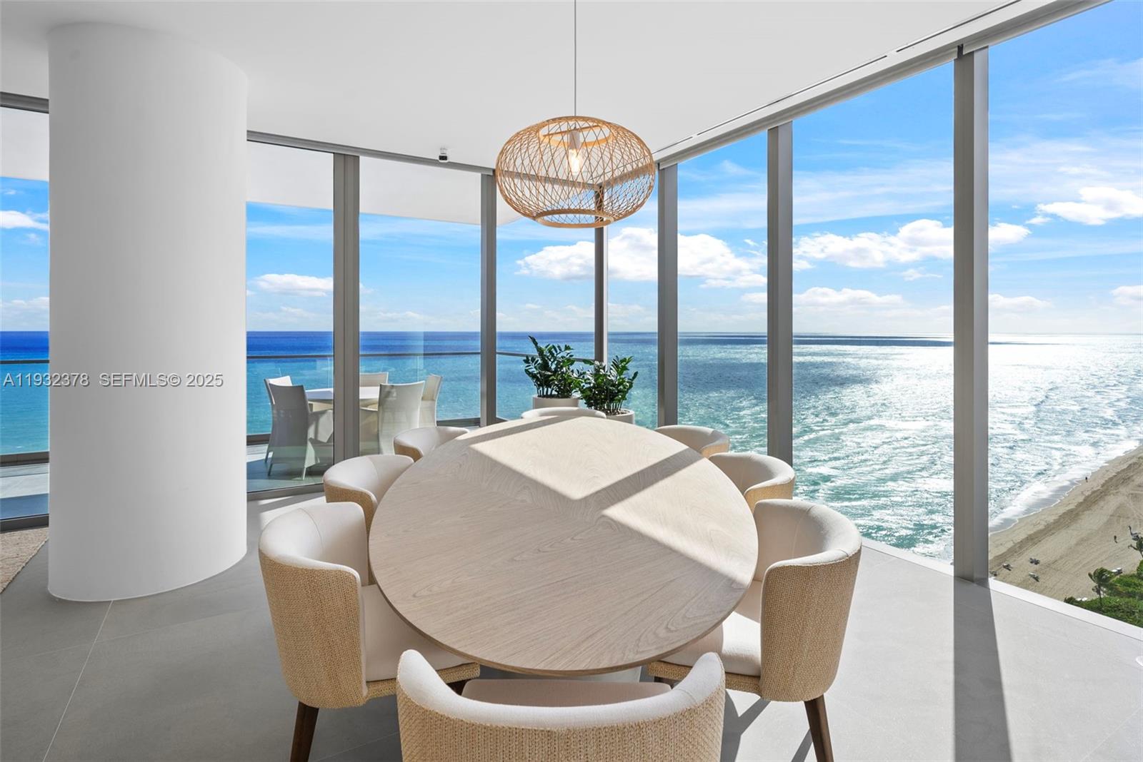 2000 S Ocean Drive 18b Property Photo 11