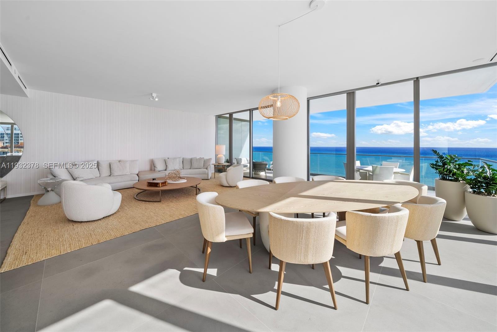 2000 S Ocean Drive 18b Property Photo 14