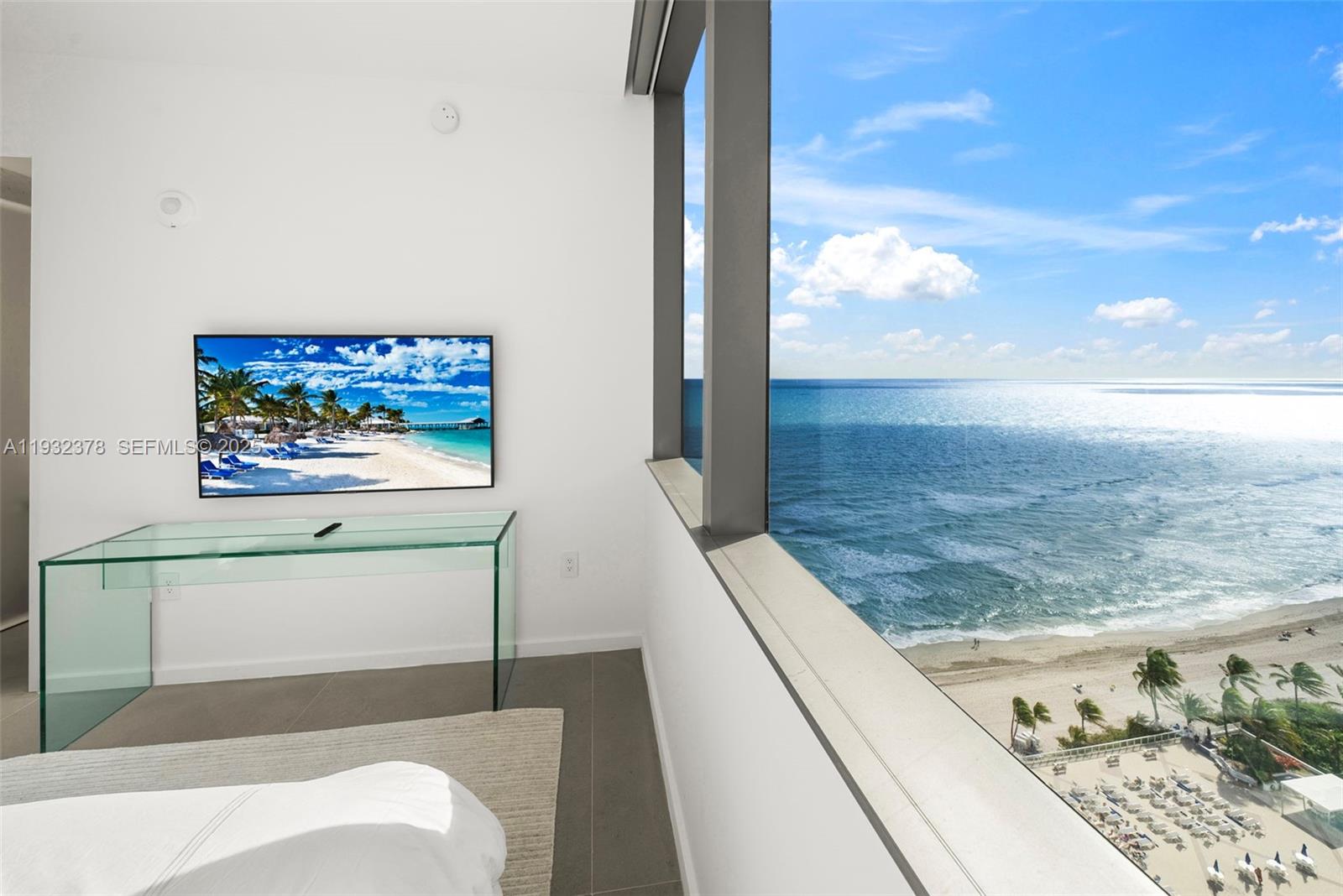 2000 S Ocean Drive 18b Property Photo 35