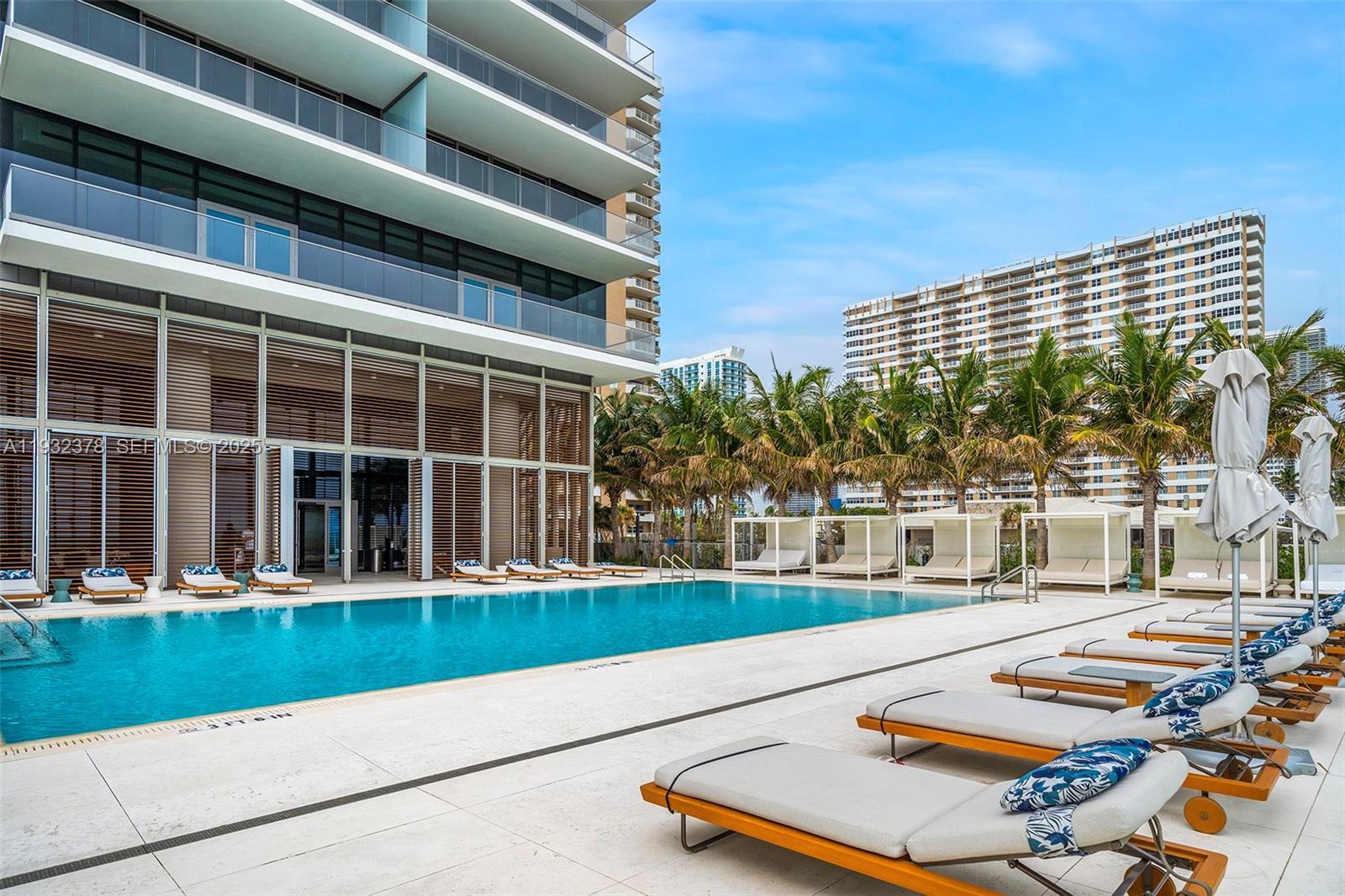 2000 S Ocean Drive 18b Property Photo 57