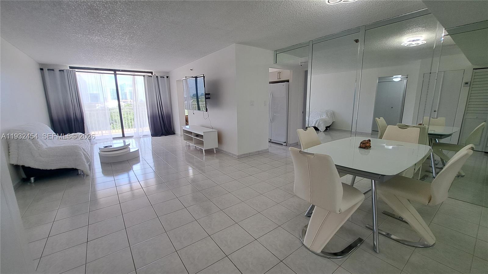 A11932454 Property Photo 2