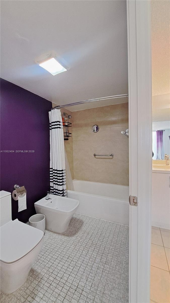 A11932454 Property Photo 10