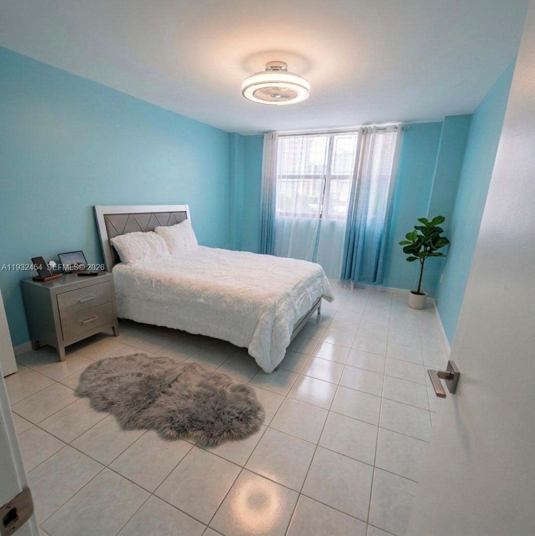 A11932454 Property Photo 11