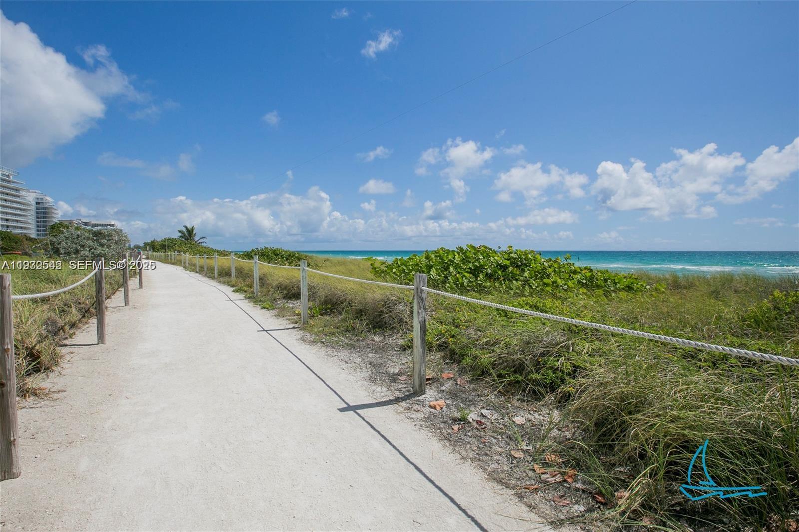 8877 Collins Avenue 805 Property Photo 27