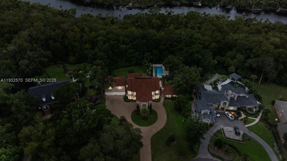 12 Tidewater Drive Property Photo 2