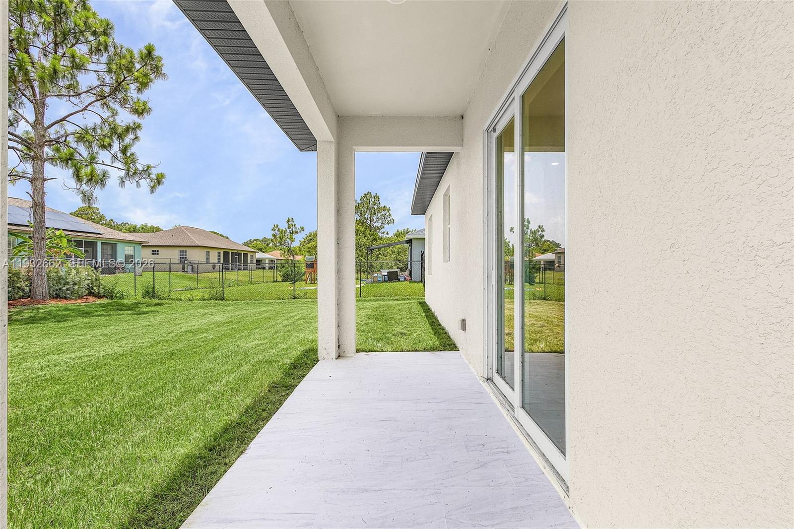 748 748 Chestnut Street E Property Photo 21