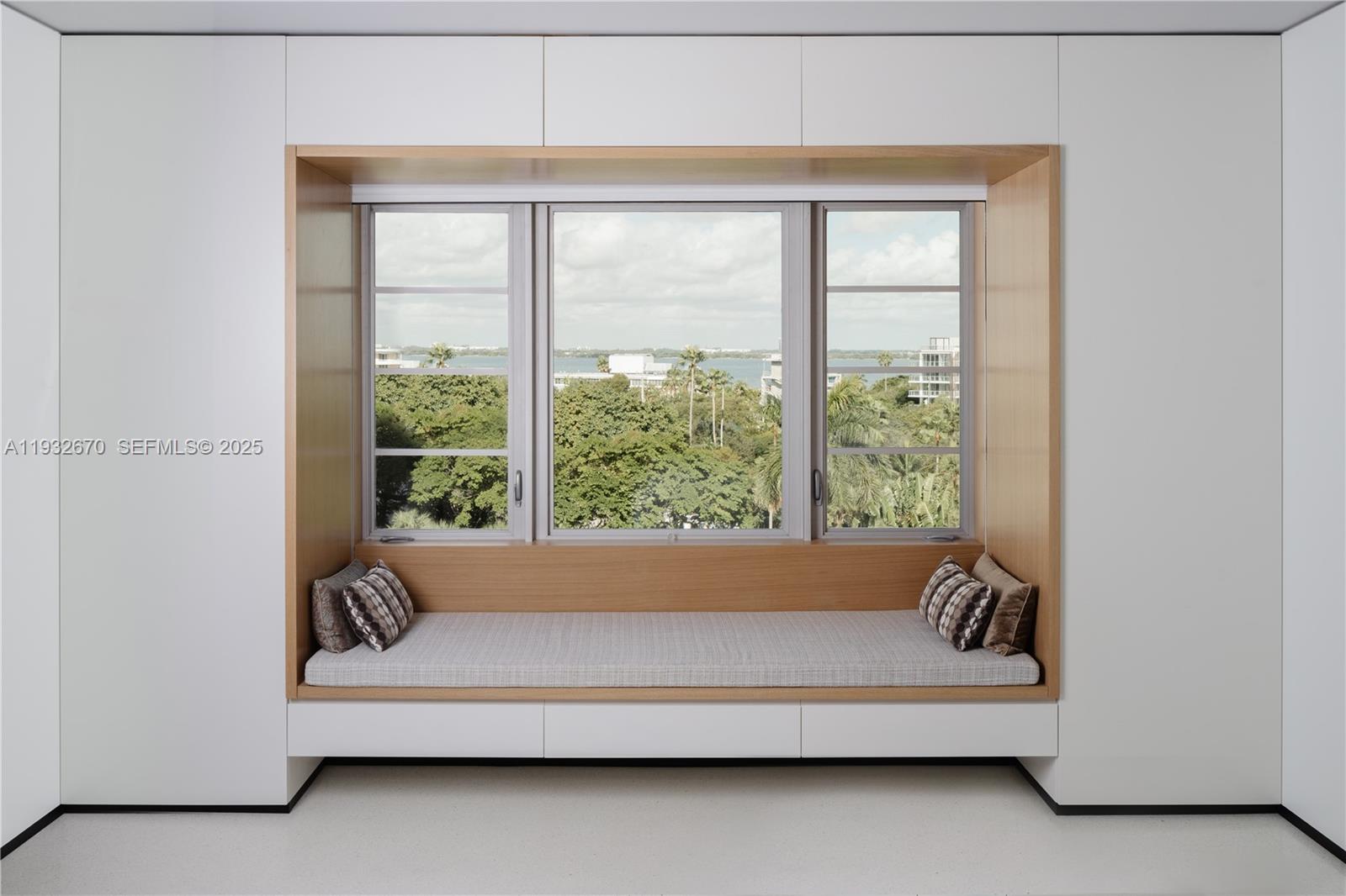 16 Island Avenue 6e Property Photo 4