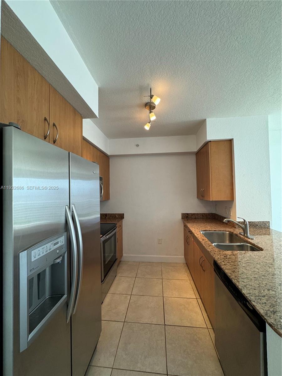1830 Radius Drive 915 Property Photo 2