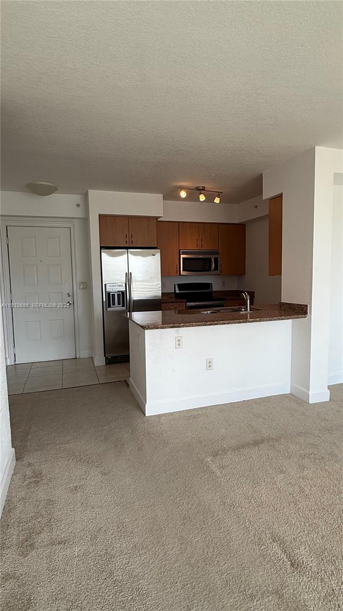 1830 Radius Drive 915 Property Photo 6