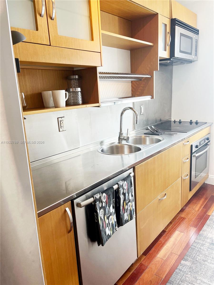 1340 Drexel Avenue 406 Property Photo 12