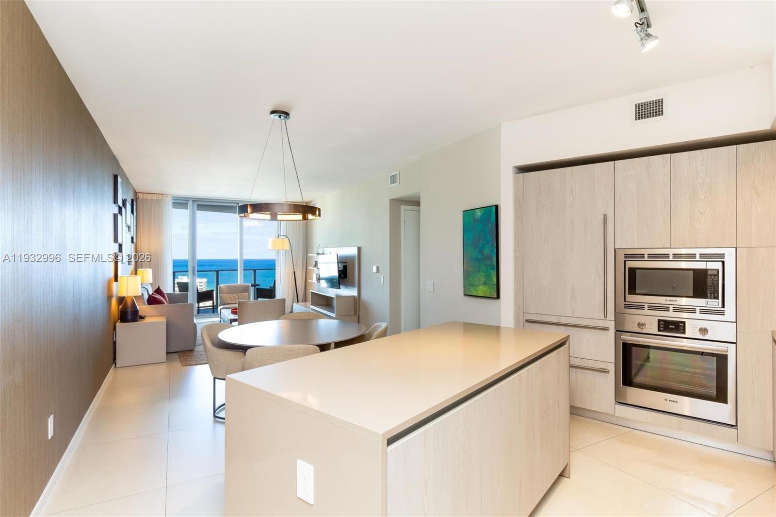 4111 S Ocean Drive 1910 Property Photo 2