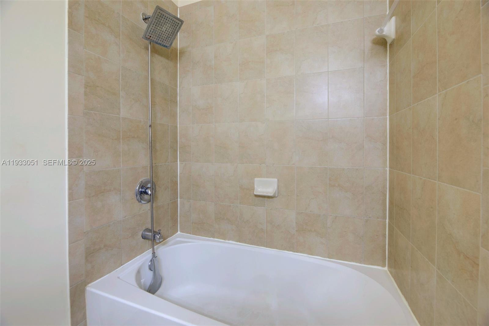 3316 W 91st Terrace Property Photo 60