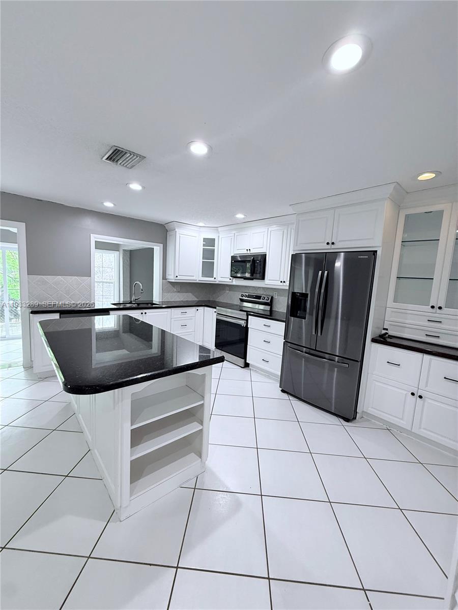 4341 Coral Springs Drive 1G
