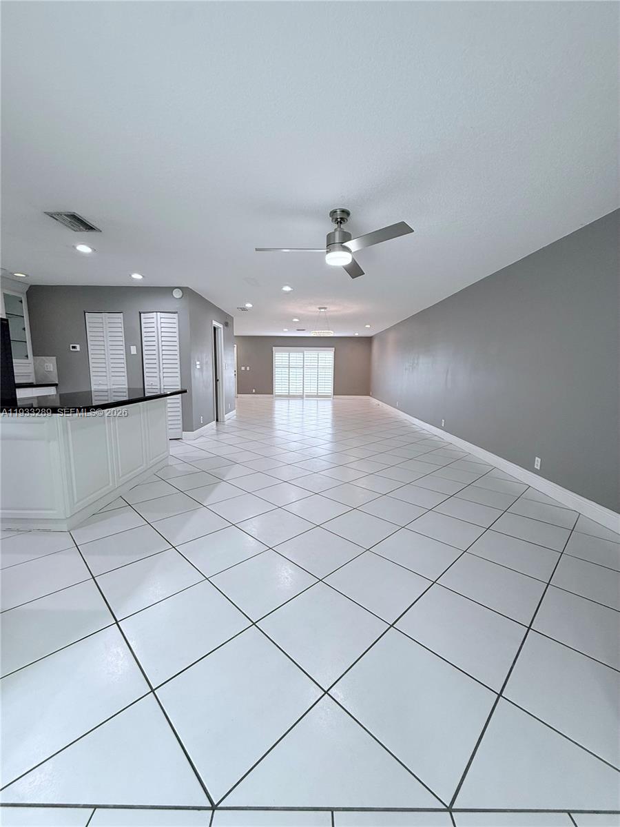 4341 Coral Springs Drive 1g Property Photo 4