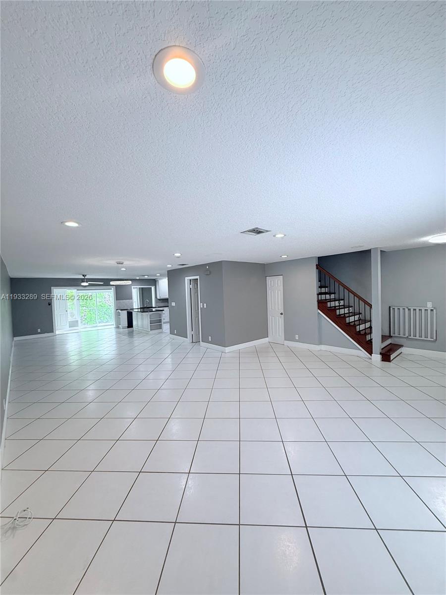 4341 Coral Springs Drive 1g Property Photo 5