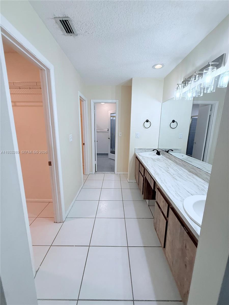 4341 Coral Springs Drive 1g Property Photo 15