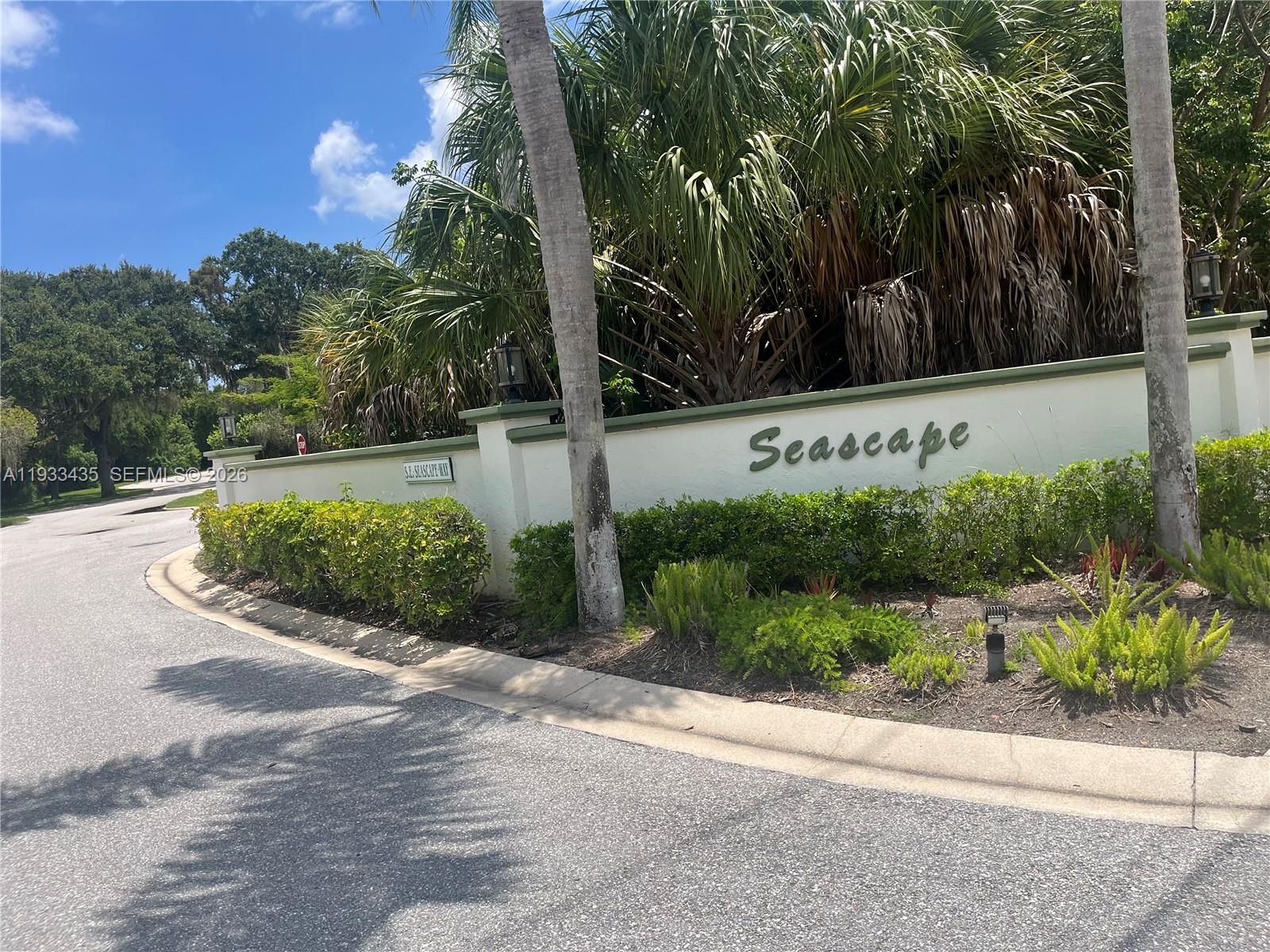 5200 SE Seascape Way 201