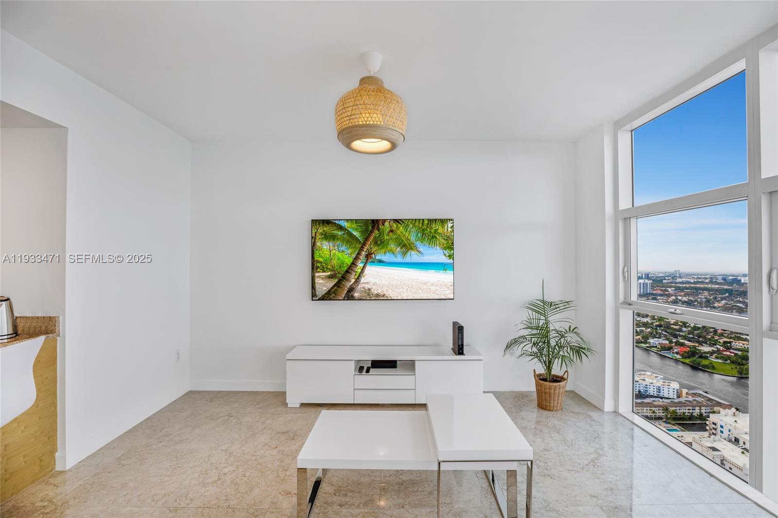 1830 S Ocean Drive 4707 Property Photo 9