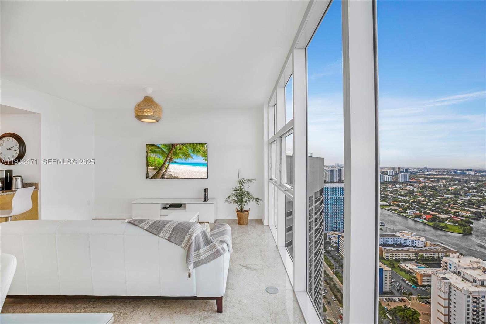 1830 S Ocean Drive 4707 Property Photo 10
