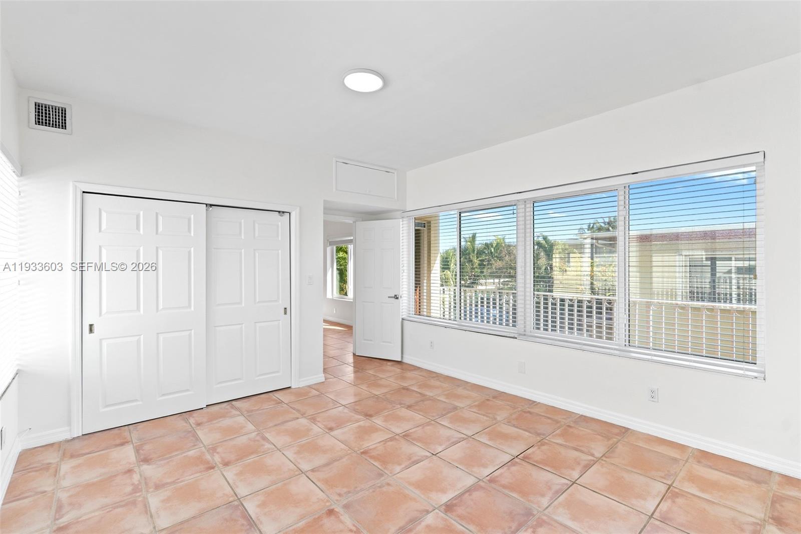 1925 Calais Drive 6 Property Photo 7