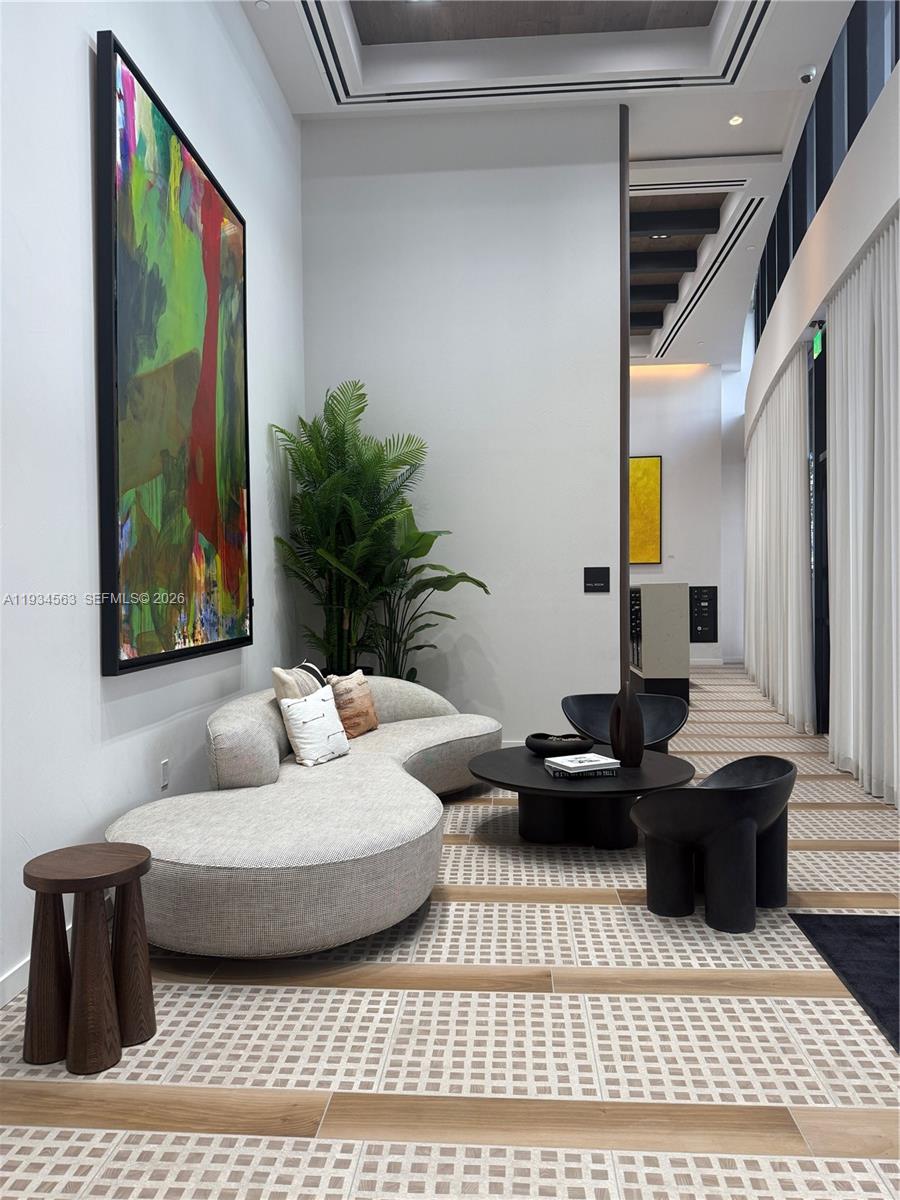 225 N Miami Avenue 501