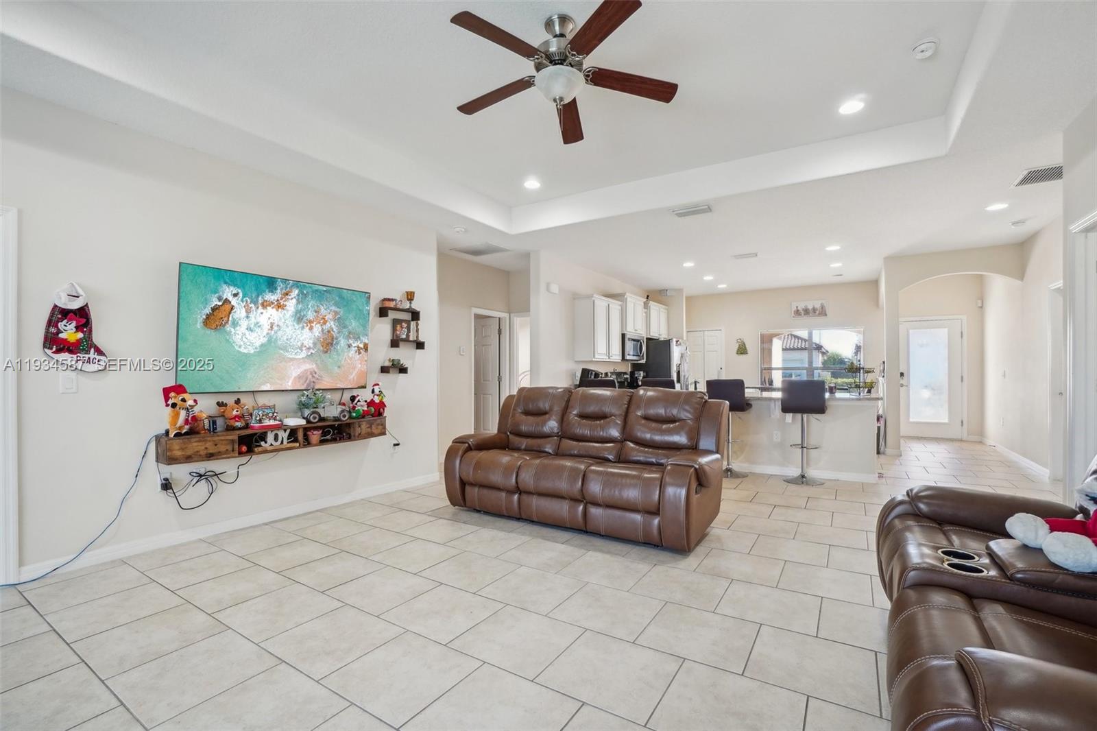 310 Villa Sorrento Circle Property Photo 8