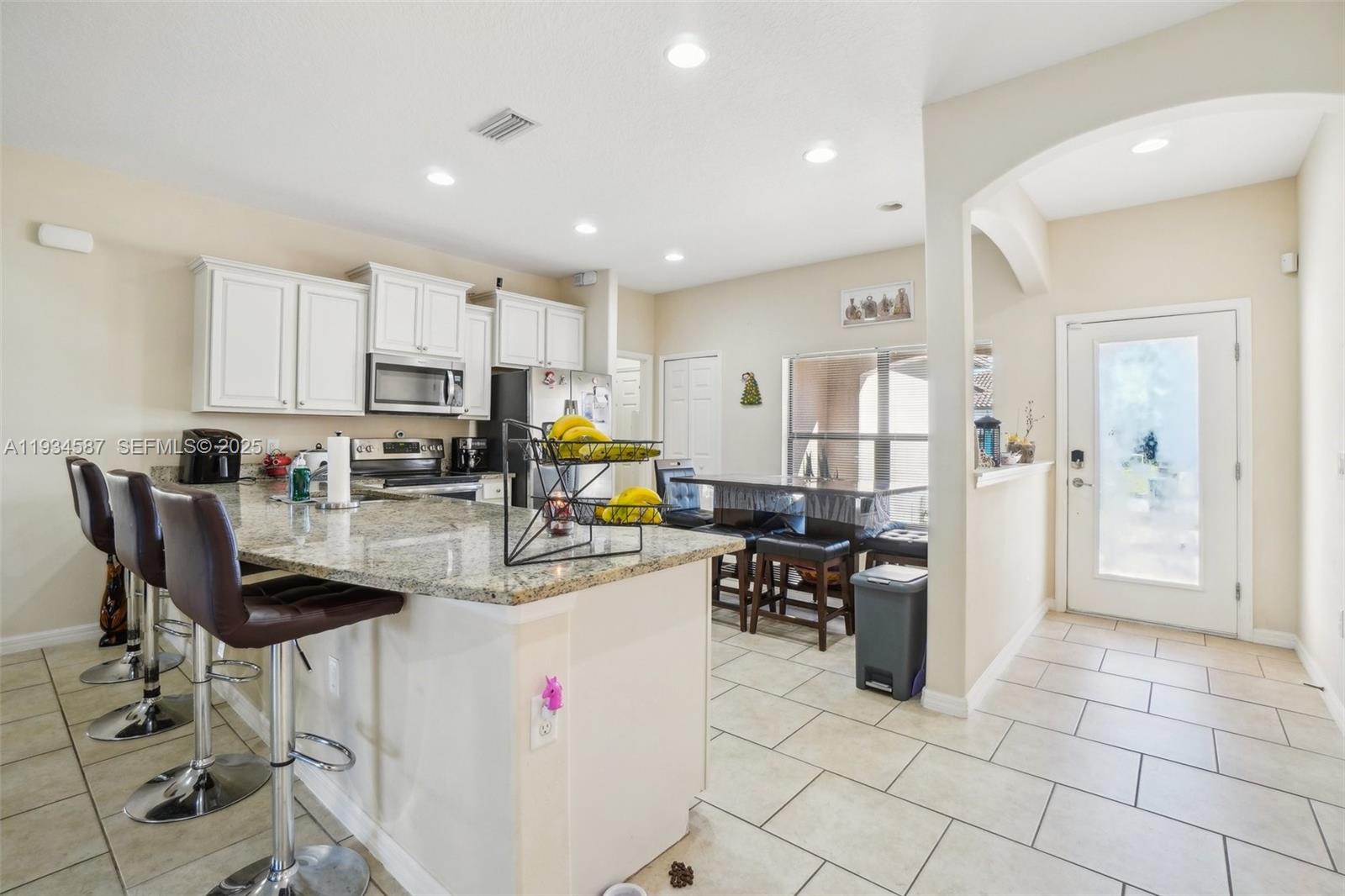 310 Villa Sorrento Circle Property Photo 12