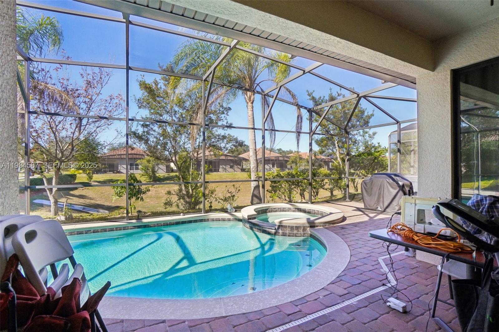 310 Villa Sorrento Circle Property Photo 38
