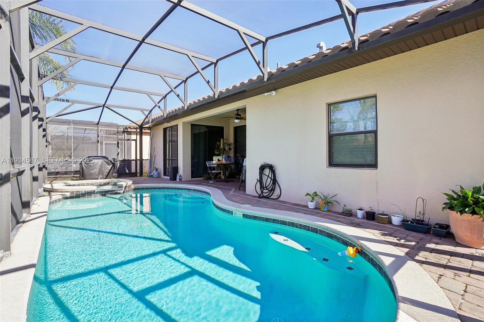 310 Villa Sorrento Circle Property Photo 40
