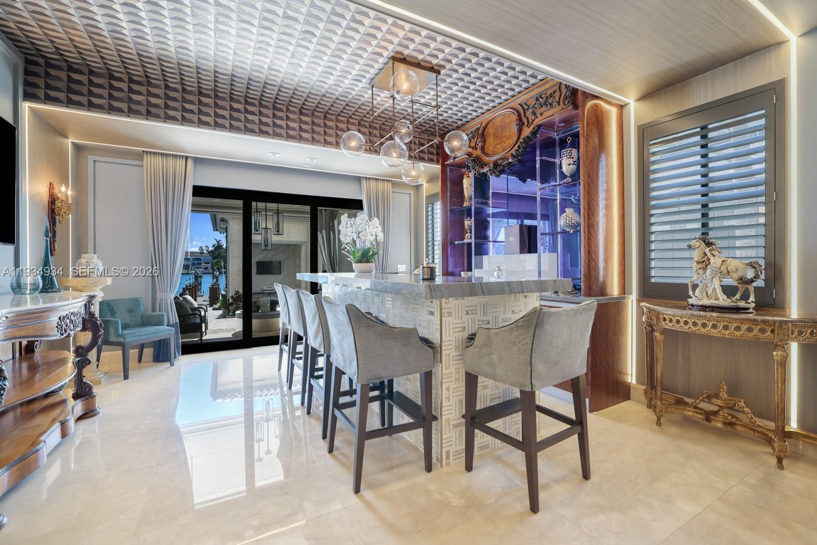 176 S Hibiscus Drive Property Photo 12