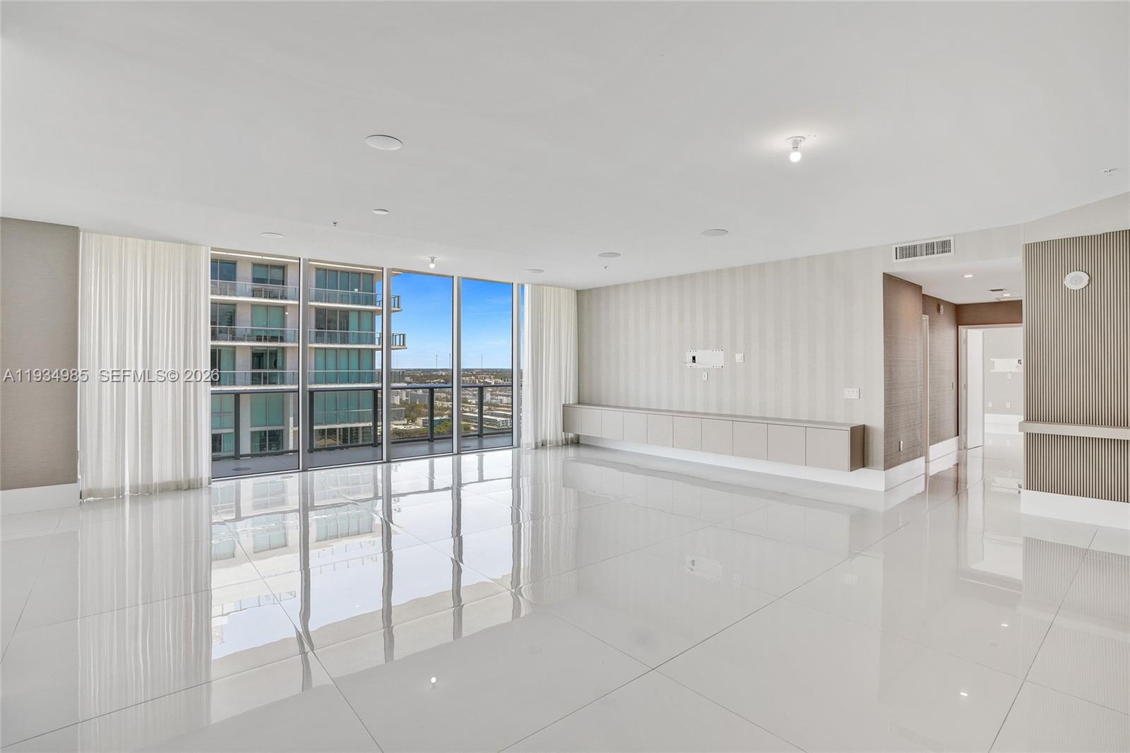300 Sunny Isles Boulevard 4-ts-04 Property Photo 3