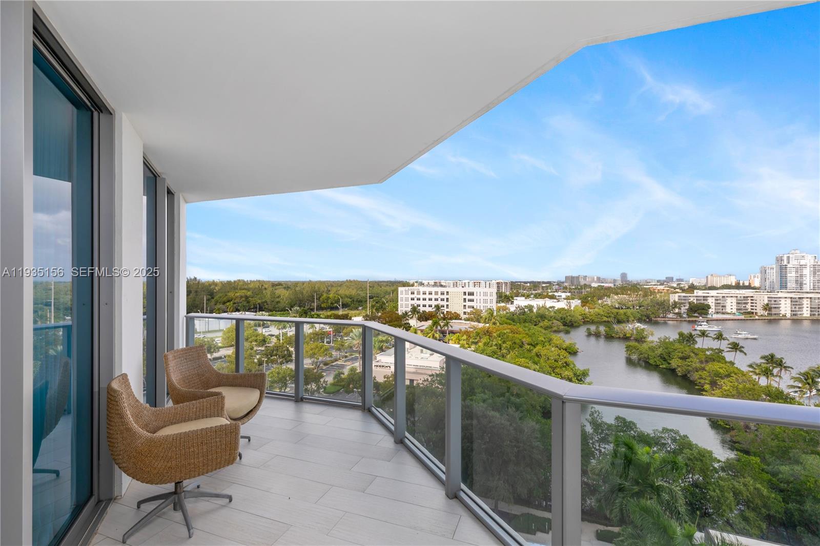 17301 Biscayne Boulevard 908 Property Photo 35