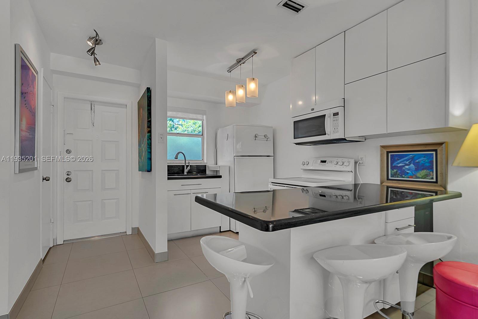 798 Crandon Boulevard 16-c Property Photo 9