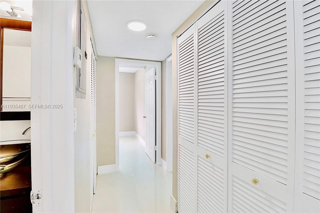 1065 S Flagler Avenue 701 Property Photo 5