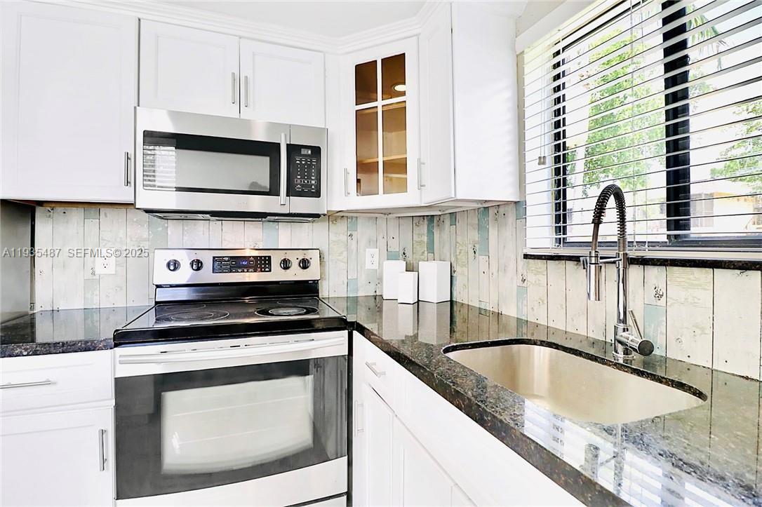 1065 S Flagler Avenue 701 Property Photo 8