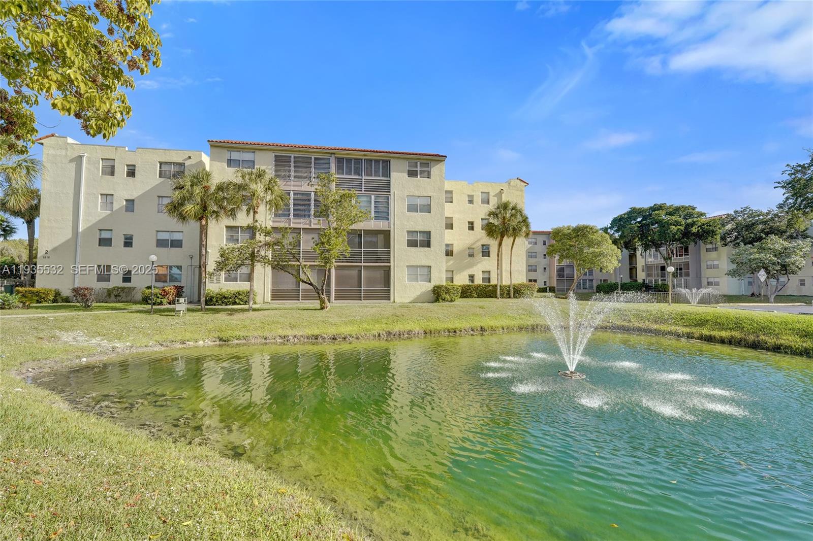 1810 Sw 81st Avenue 2108 Property Photo 4