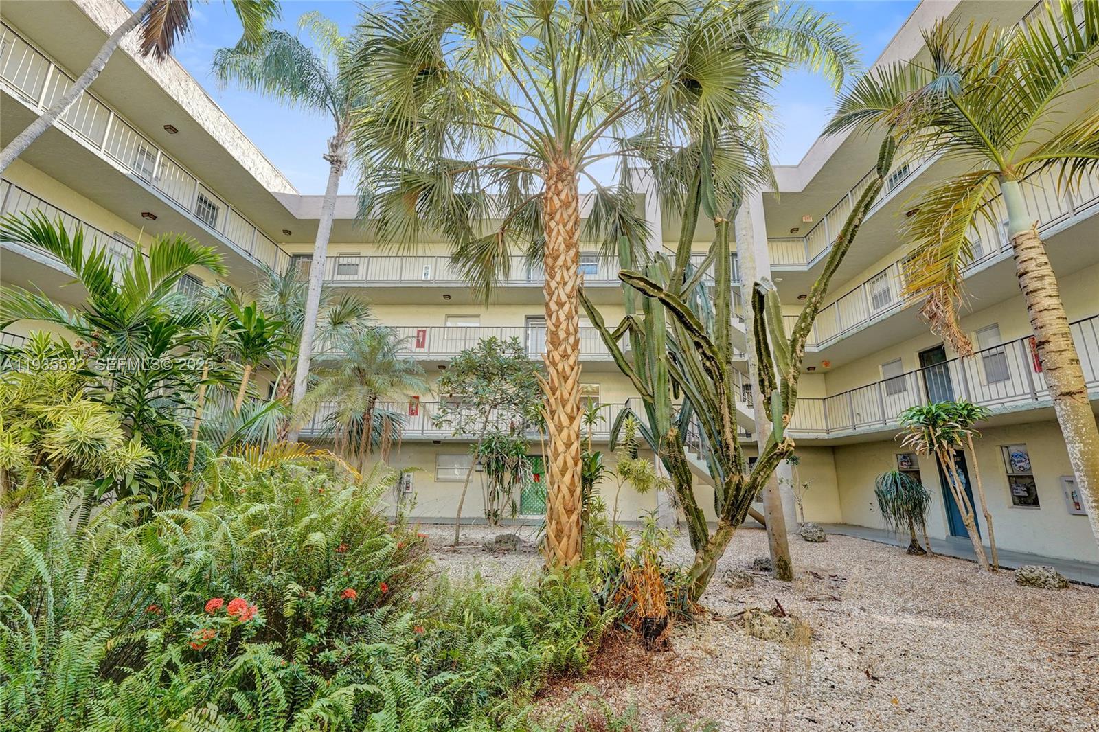 1810 Sw 81st Avenue 2108 Property Photo 5