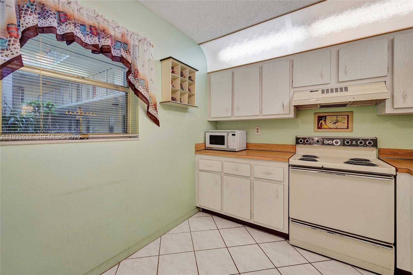 1810 Sw 81st Avenue 2108 Property Photo 8