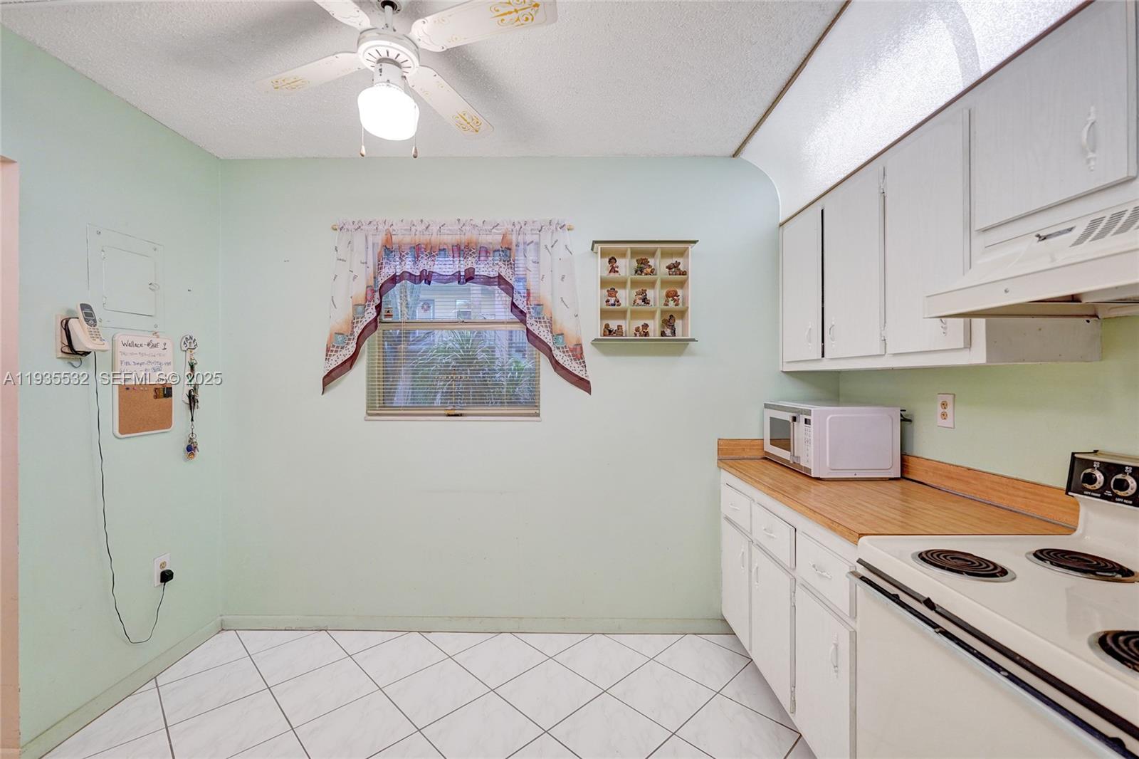 1810 Sw 81st Avenue 2108 Property Photo 9