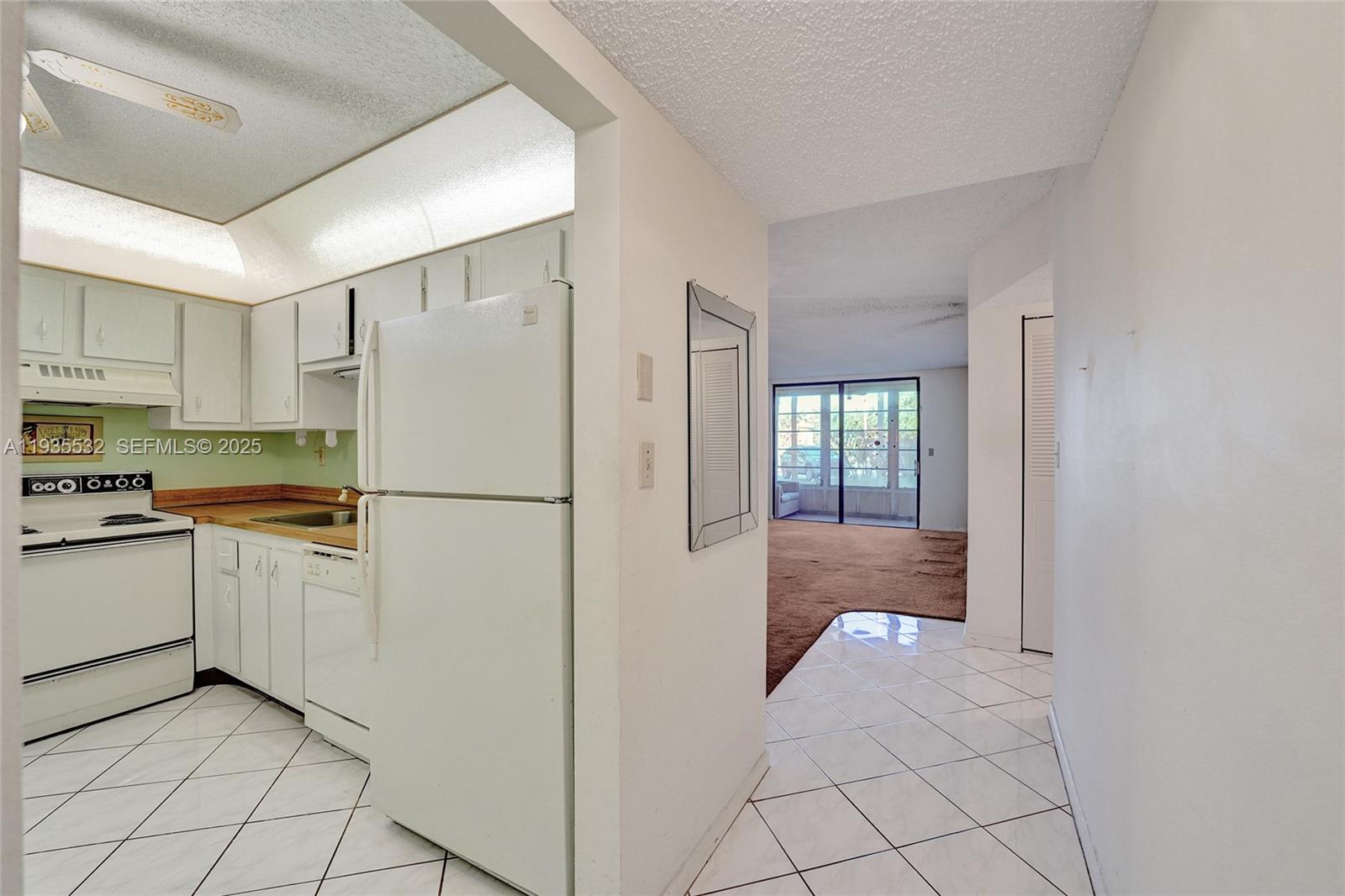 1810 Sw 81st Avenue 2108 Property Photo 12
