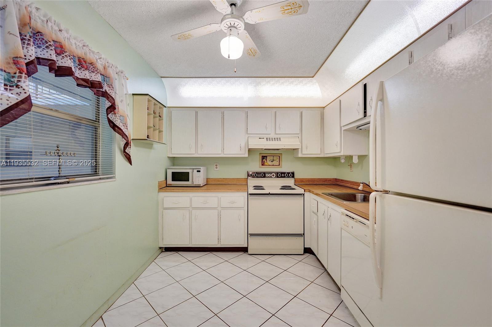 1810 Sw 81st Avenue 2108 Property Photo 13