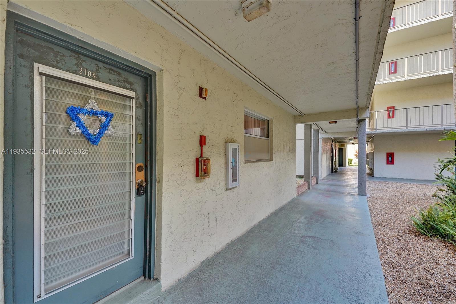 1810 Sw 81st Avenue 2108 Property Photo 46
