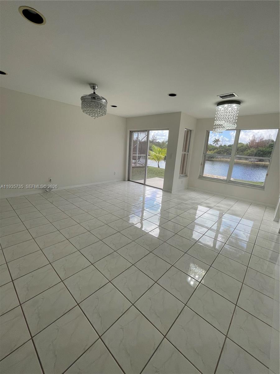 2824 Sw 183rd Avenue Property Photo 27
