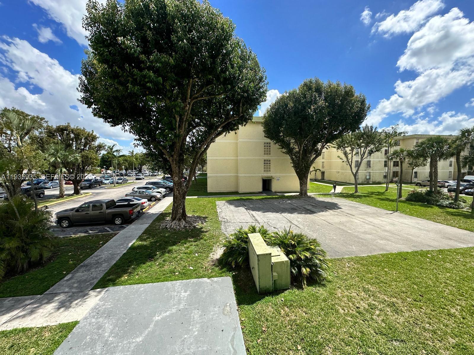 1875 W 56th Street 301 Property Photo 1