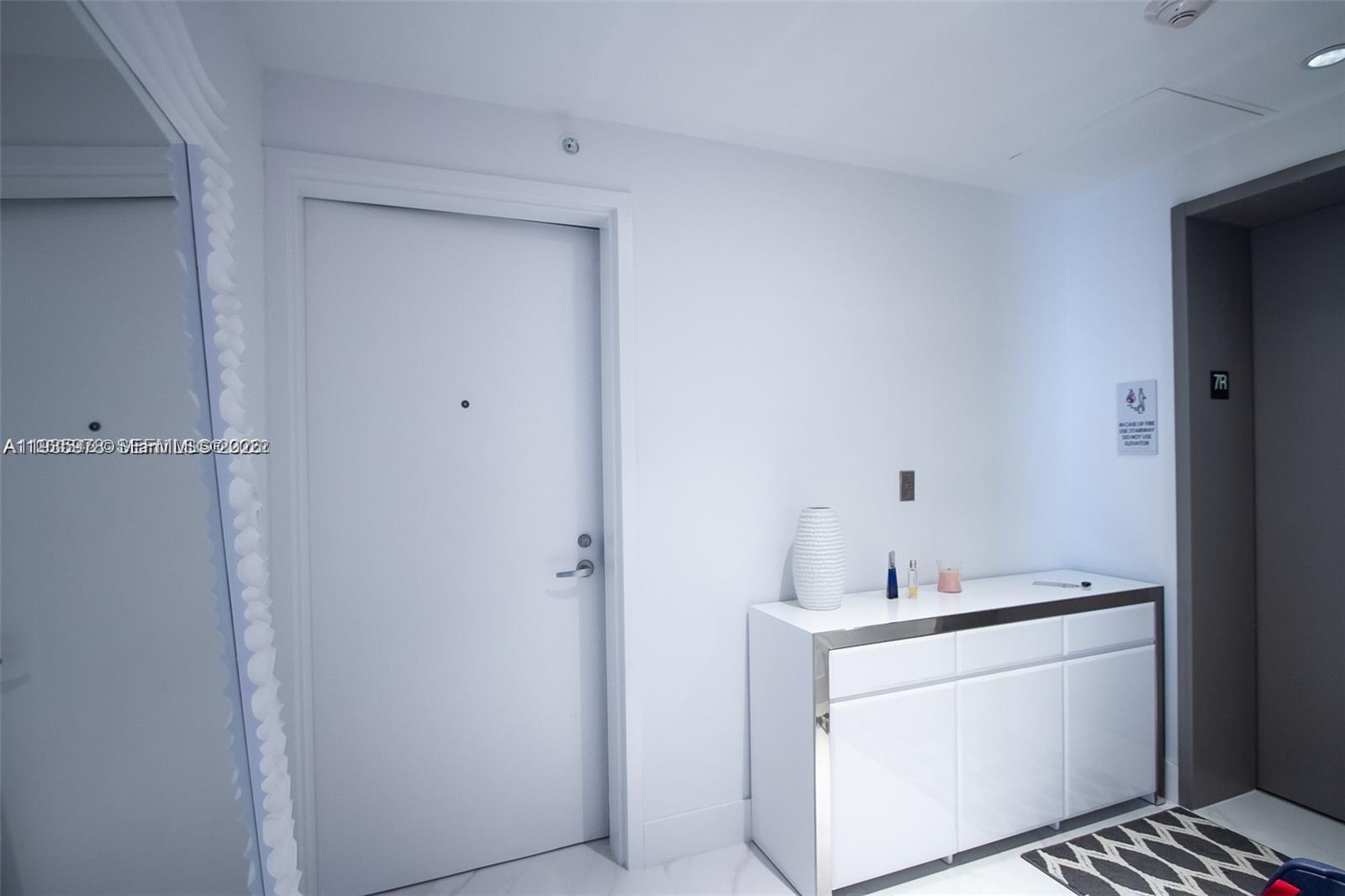 16385 Biscayne Boulevard 719 Property Photo 13