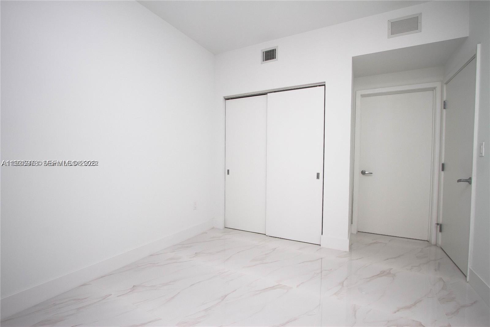 16385 Biscayne Boulevard 719 Property Photo 18