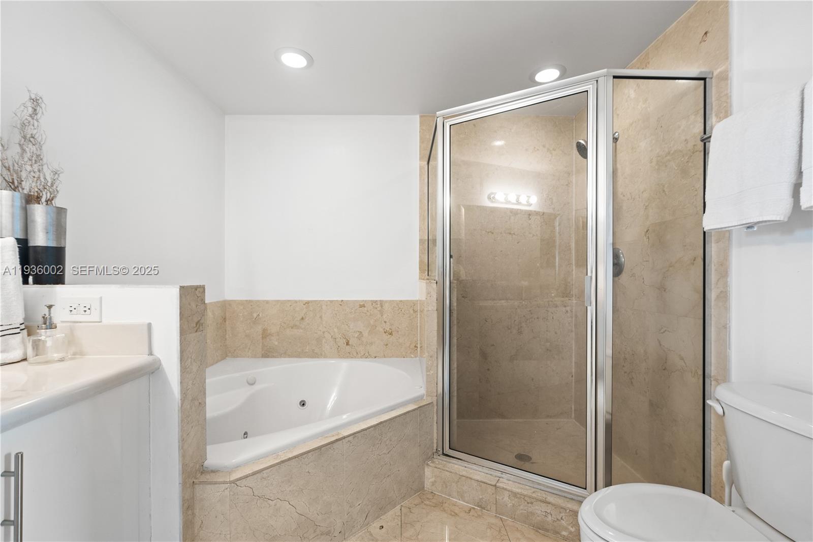 7918 Harbor Island Drive 212 Property Photo 32