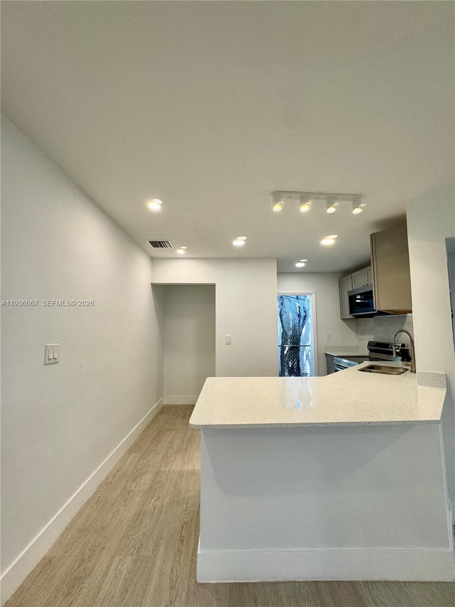111 Nw 7th Avenue Property Photo 11
