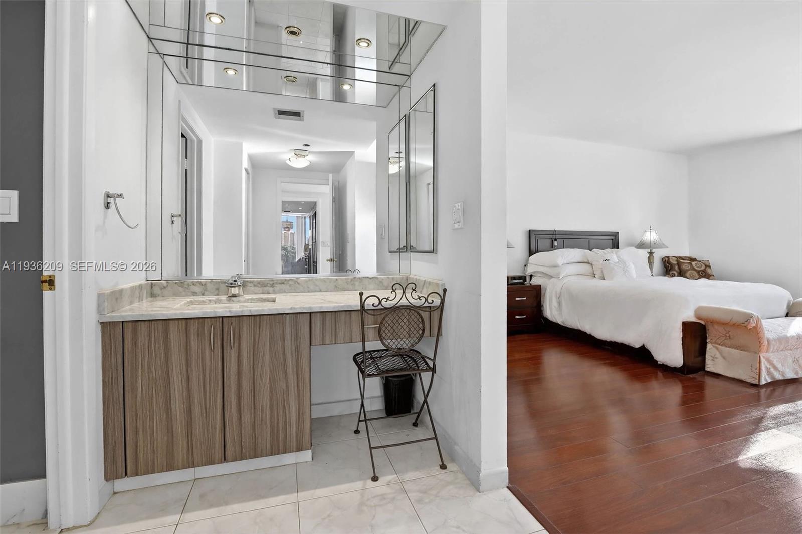 20281 E Country Club Drive 201 Property Photo 25