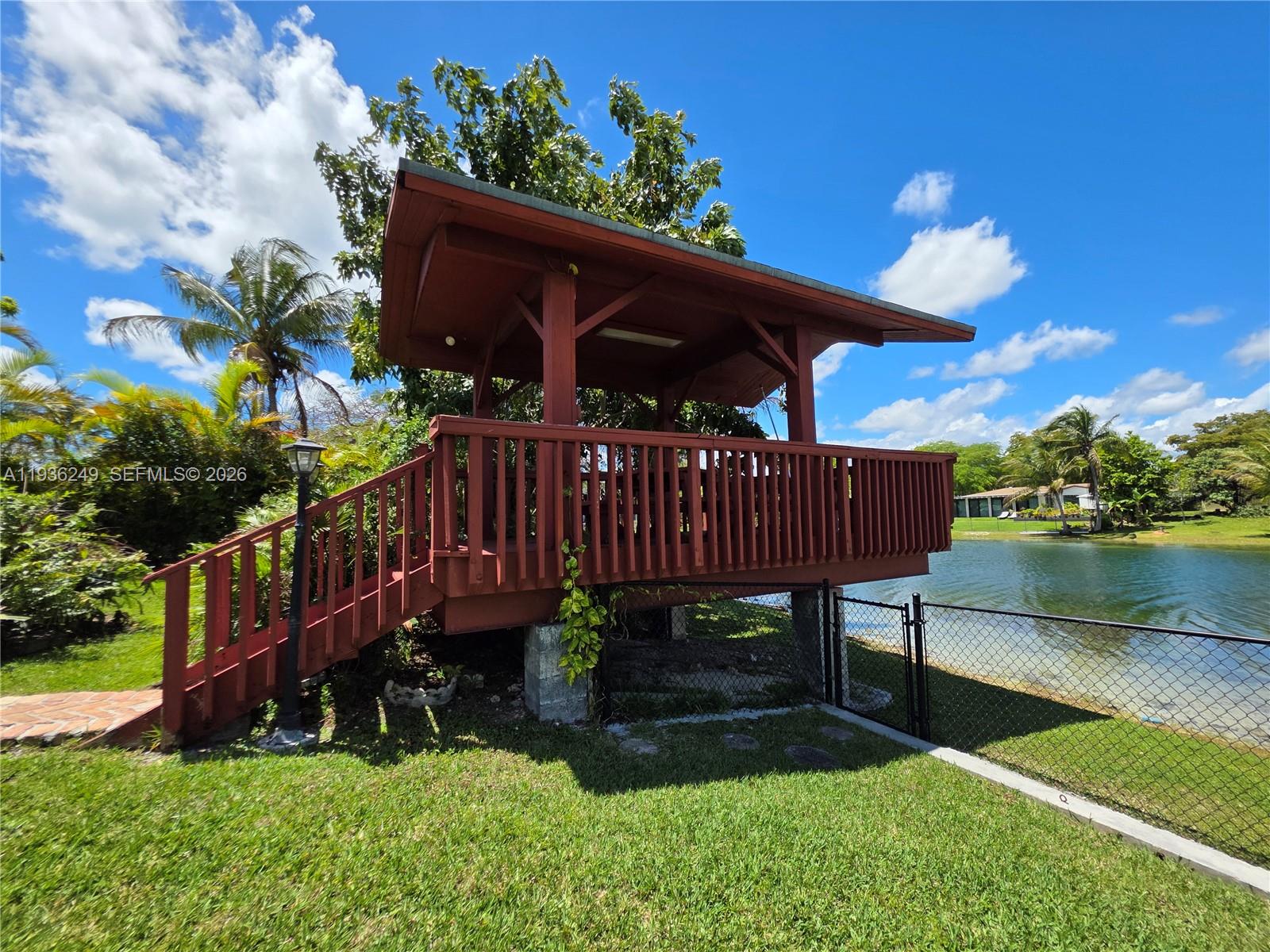 14545 Sw 75th Street Property Photo 9
